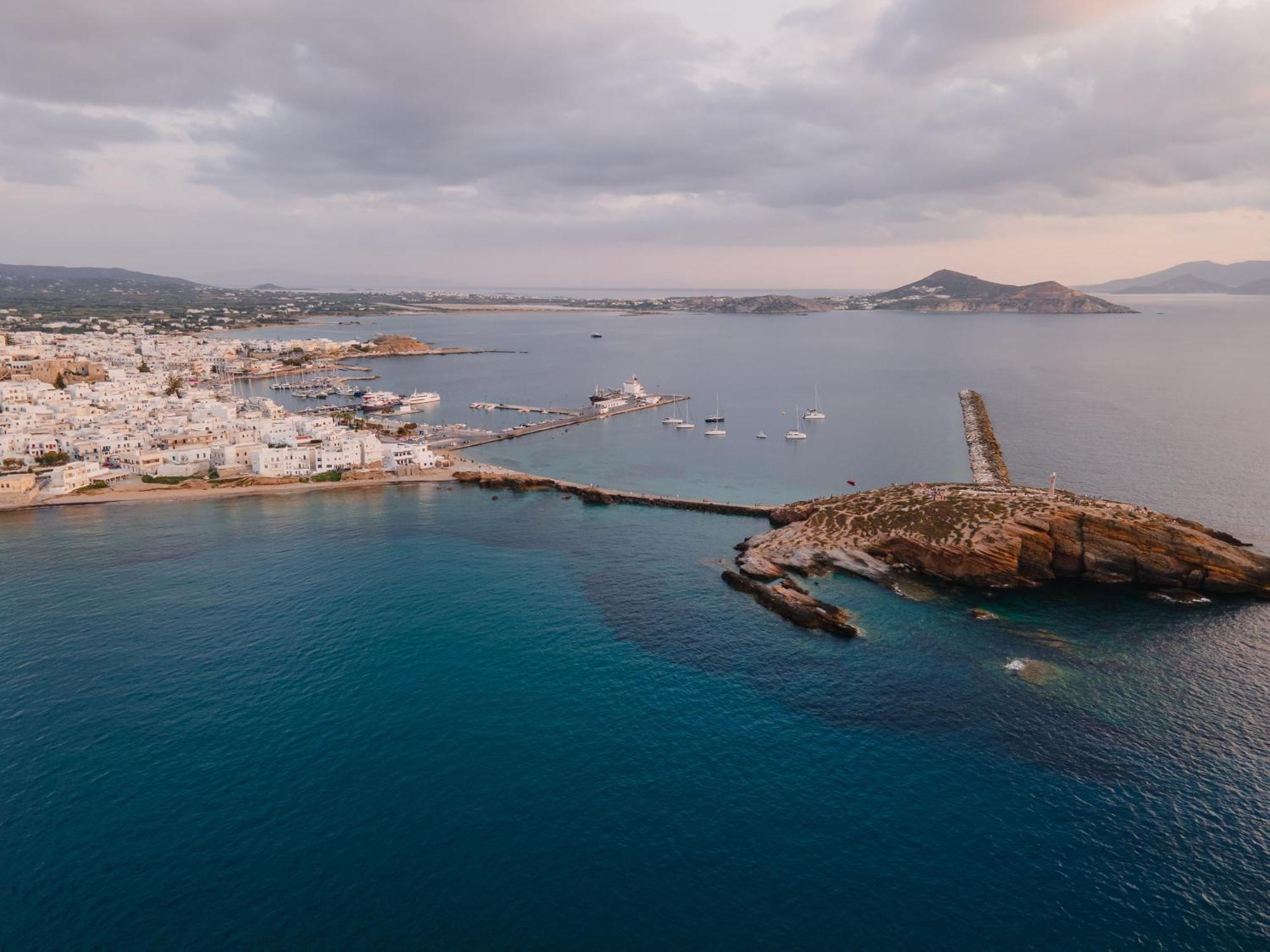 Отель Naxos Rhyton Naxos City Экстерьер фото